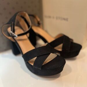 Sun + Stone Black Platform Sandals Brand New 9 1/2